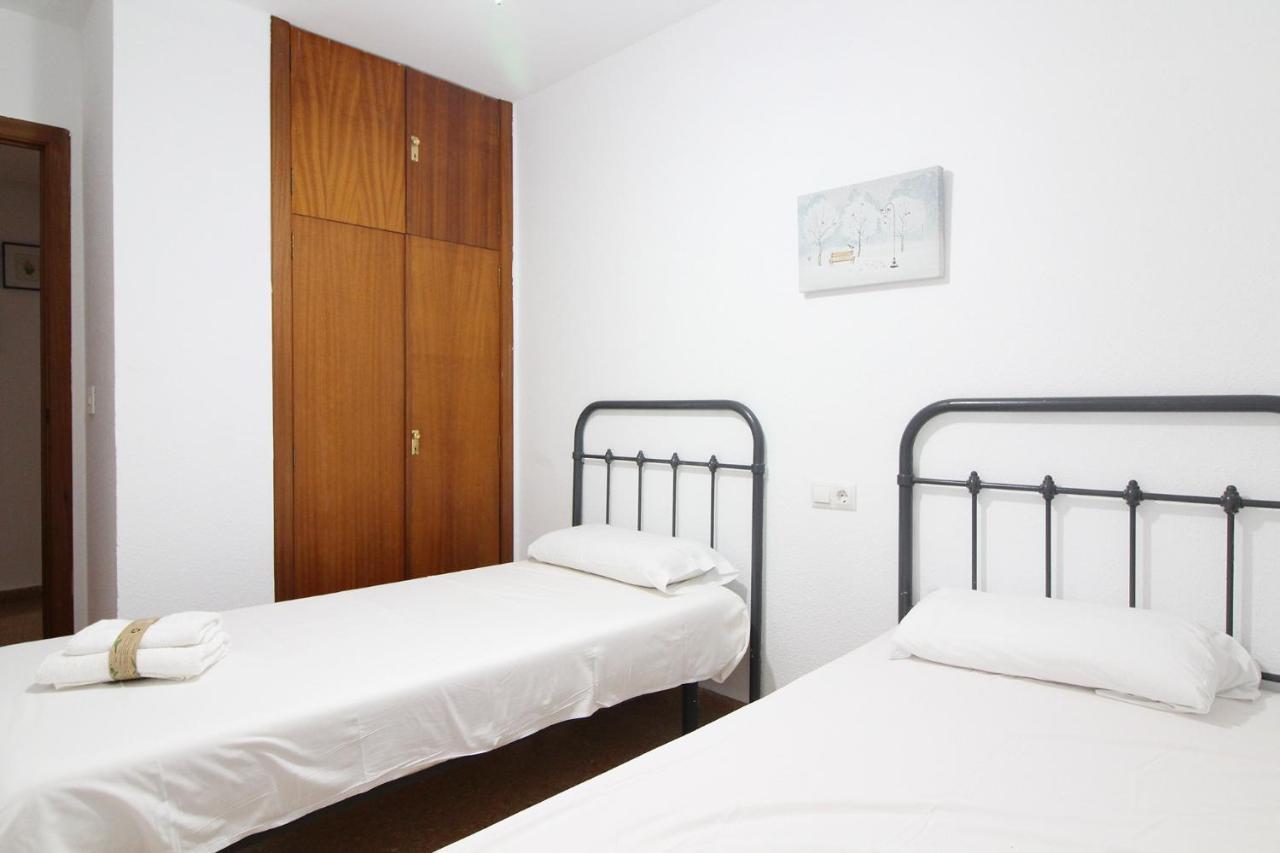 Global Properties, Apartamento en urbanización Brezo Nova Canet Valência Exterior foto