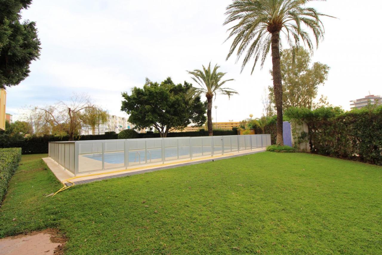 Global Properties, Apartamento en urbanización Brezo Nova Canet Valência Exterior foto